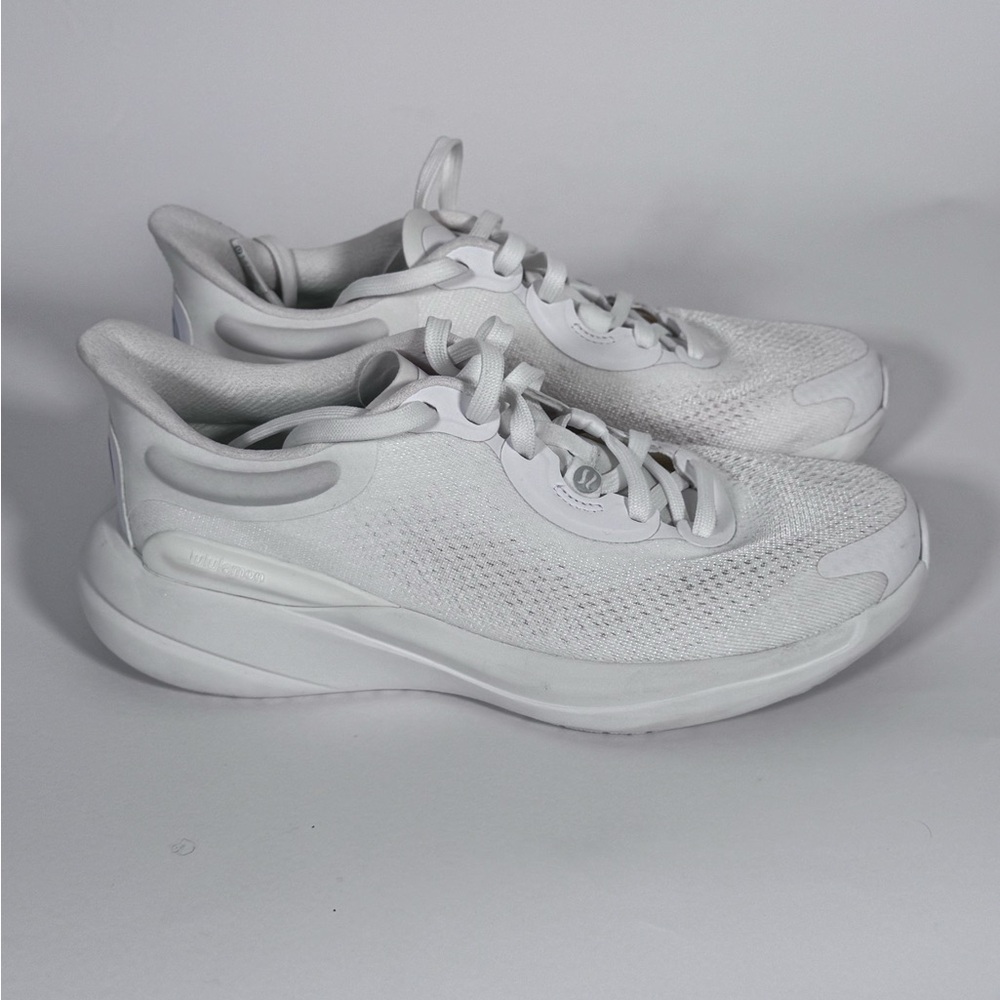 Lululemon Women's Chargefeel 2 Low Workout Shoe - Picture 6 of 7